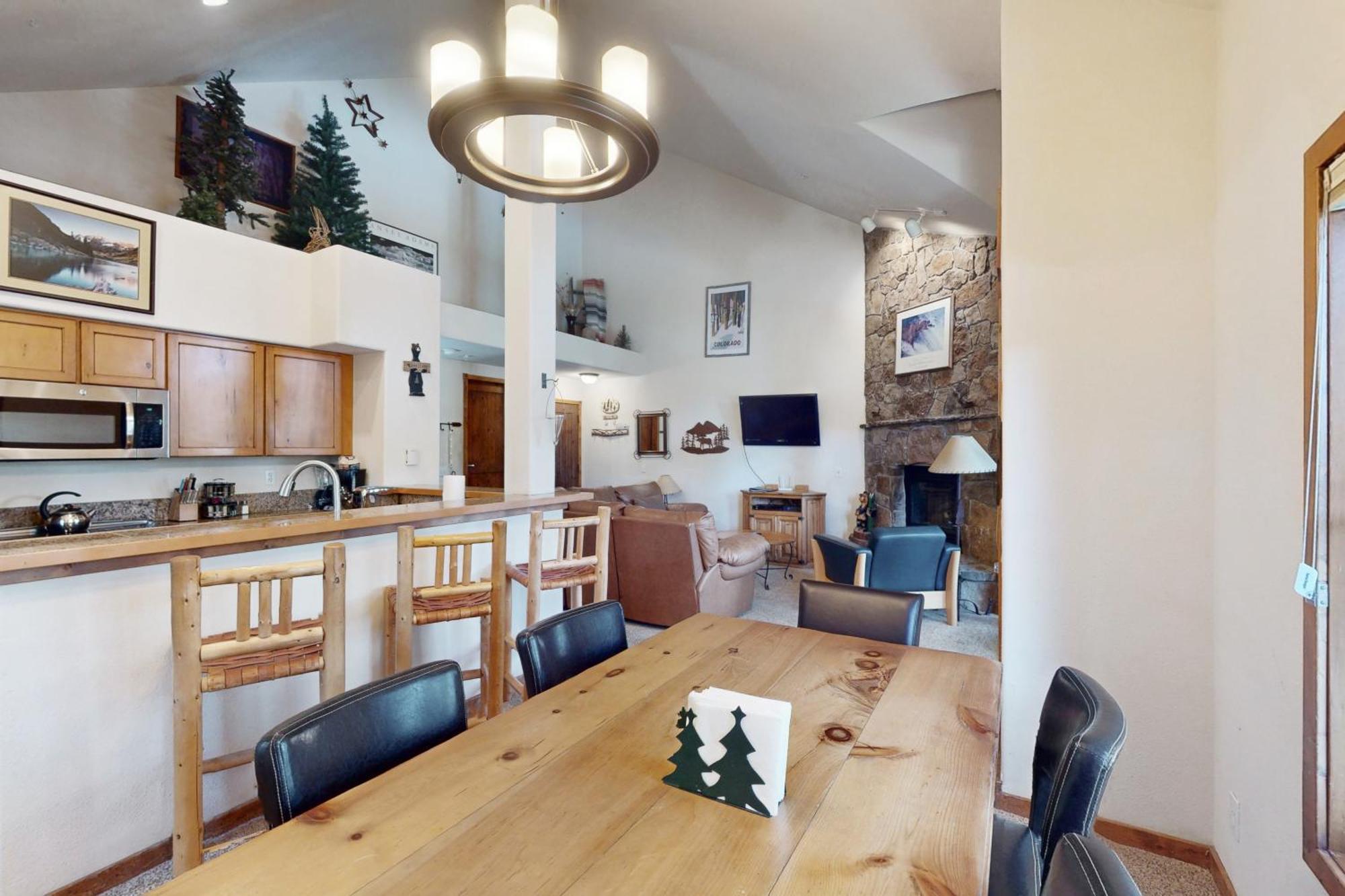 The Pines Condo Unit 2044 キーストーン エクステリア 写真
